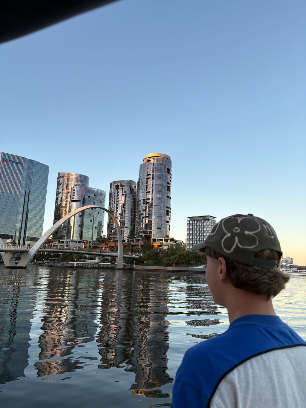 Khaki smile more cap