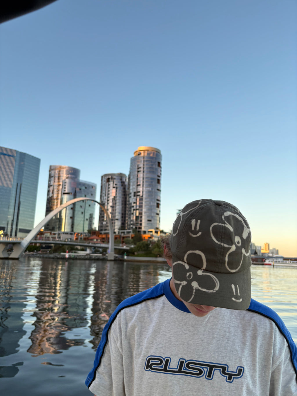 Khaki smile more cap